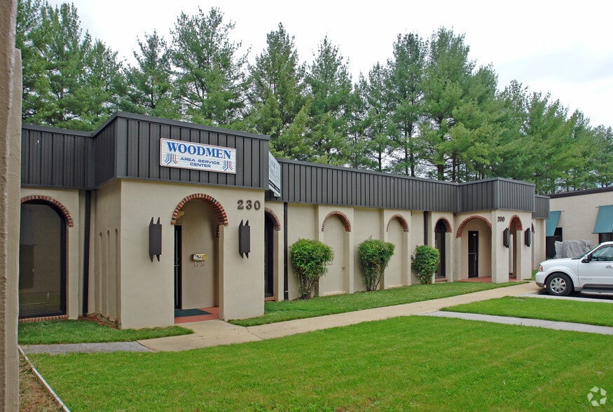 1241 Volunteer Pky, Bristol, TN for sale - Building Photo - Image 2 of 2