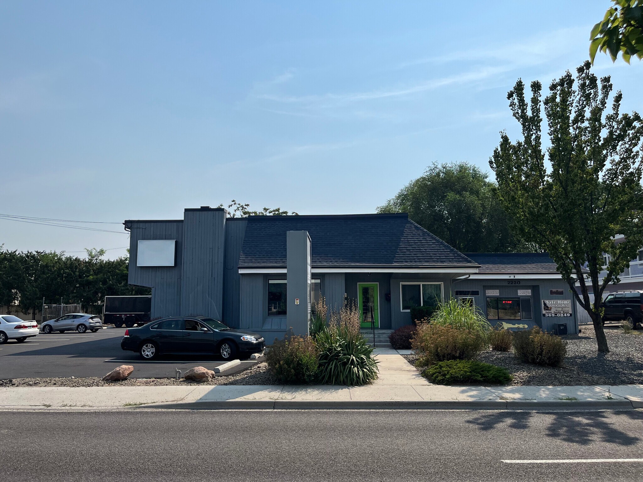 2210 S Broadway Ave, Boise, ID à vendre Photo du bâtiment- Image 1 de 1