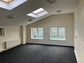 York Rd, York for lease Interior Photo- Image 2 of 2