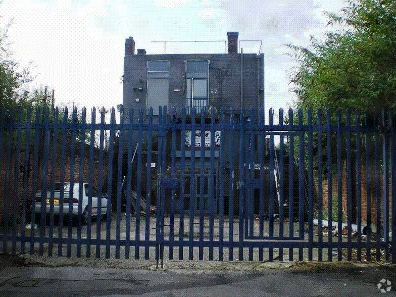 57 Chippinghouse Rd, Sheffield à louer - Photo principale - Image 1 de 1