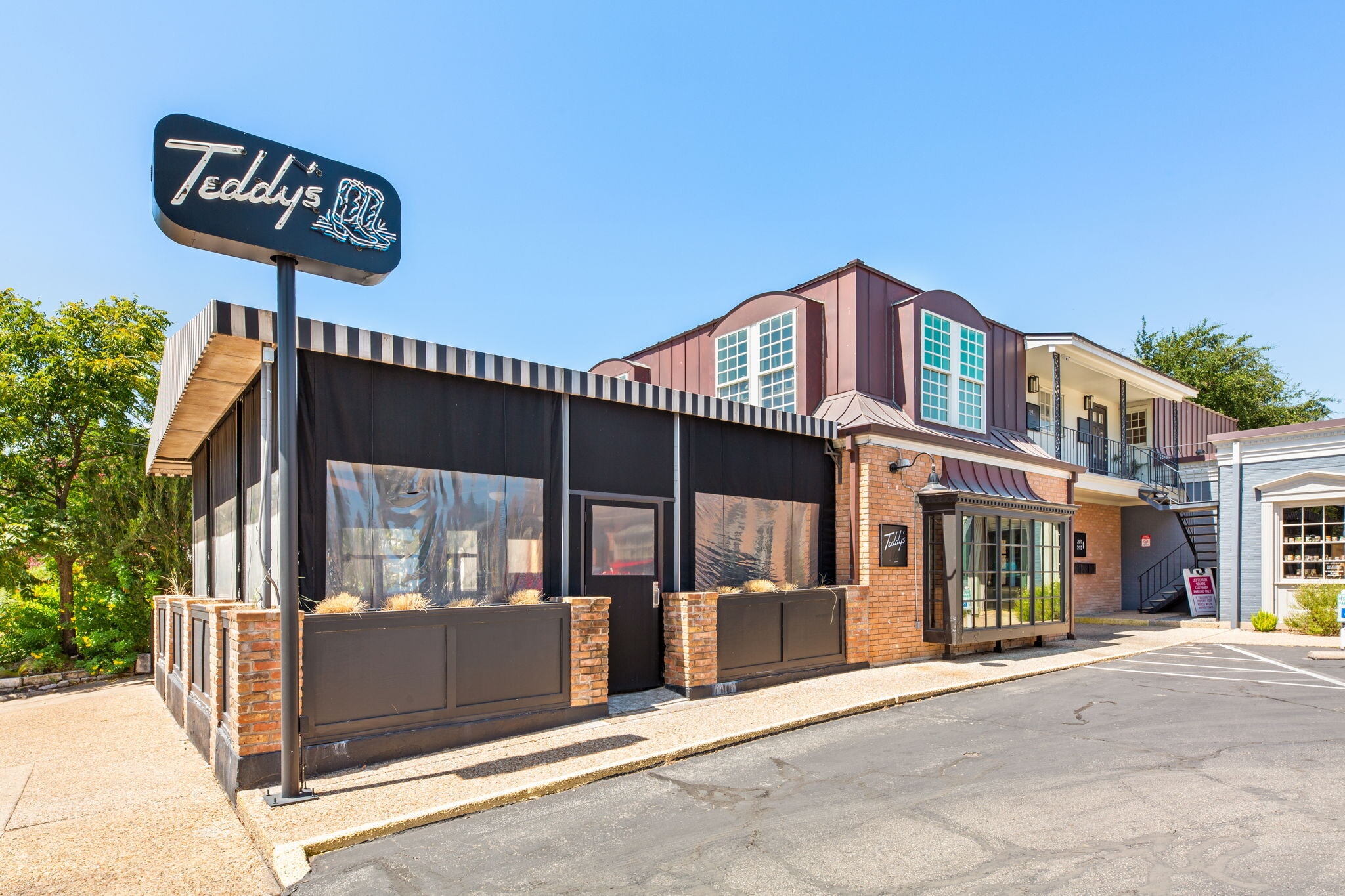1601 38th St W, Austin, TX for lease Interior Photo- Image 1 of 4