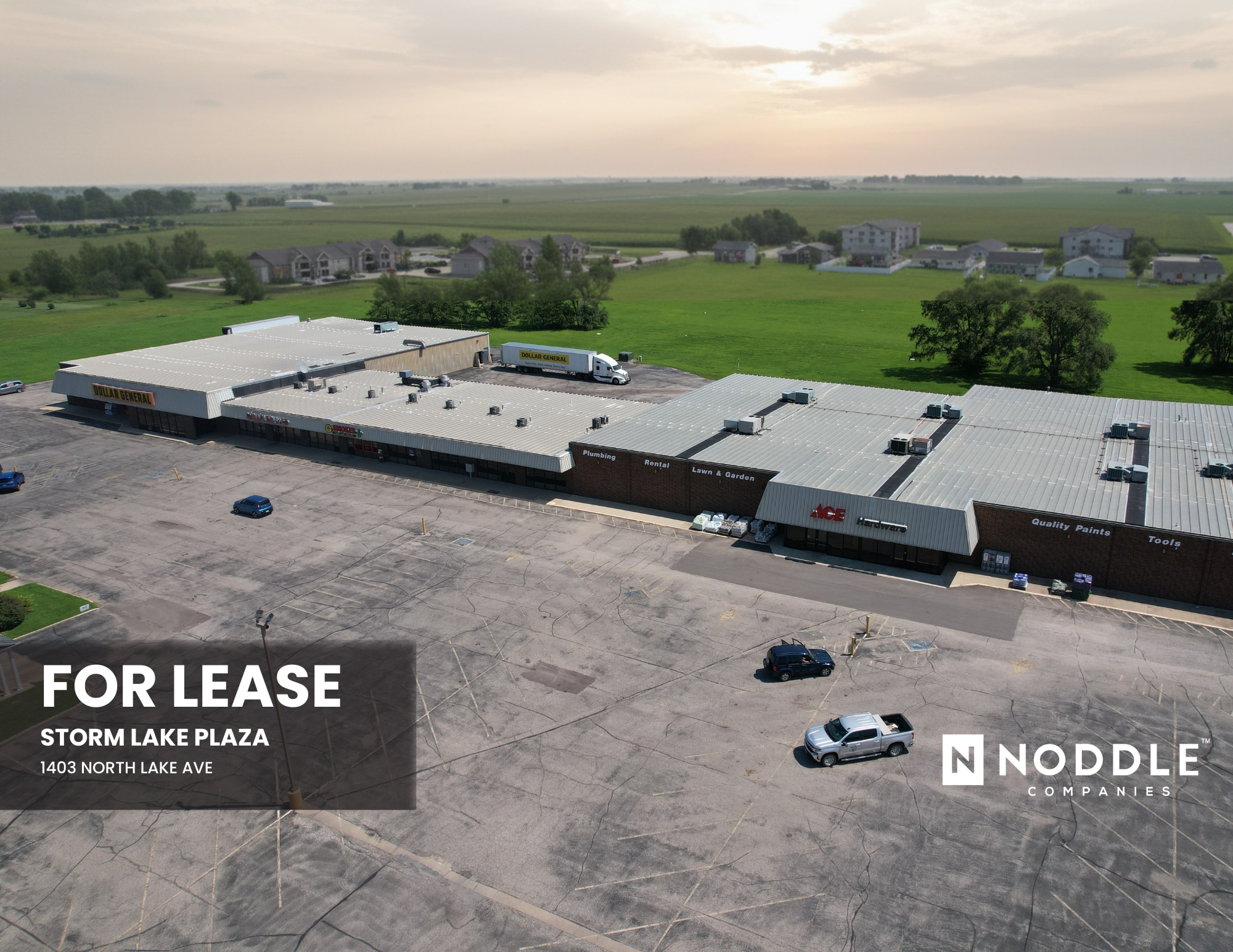 1423 N Lake Ave, Storm Lake, IA for lease Building Photo- Image 1 of 7