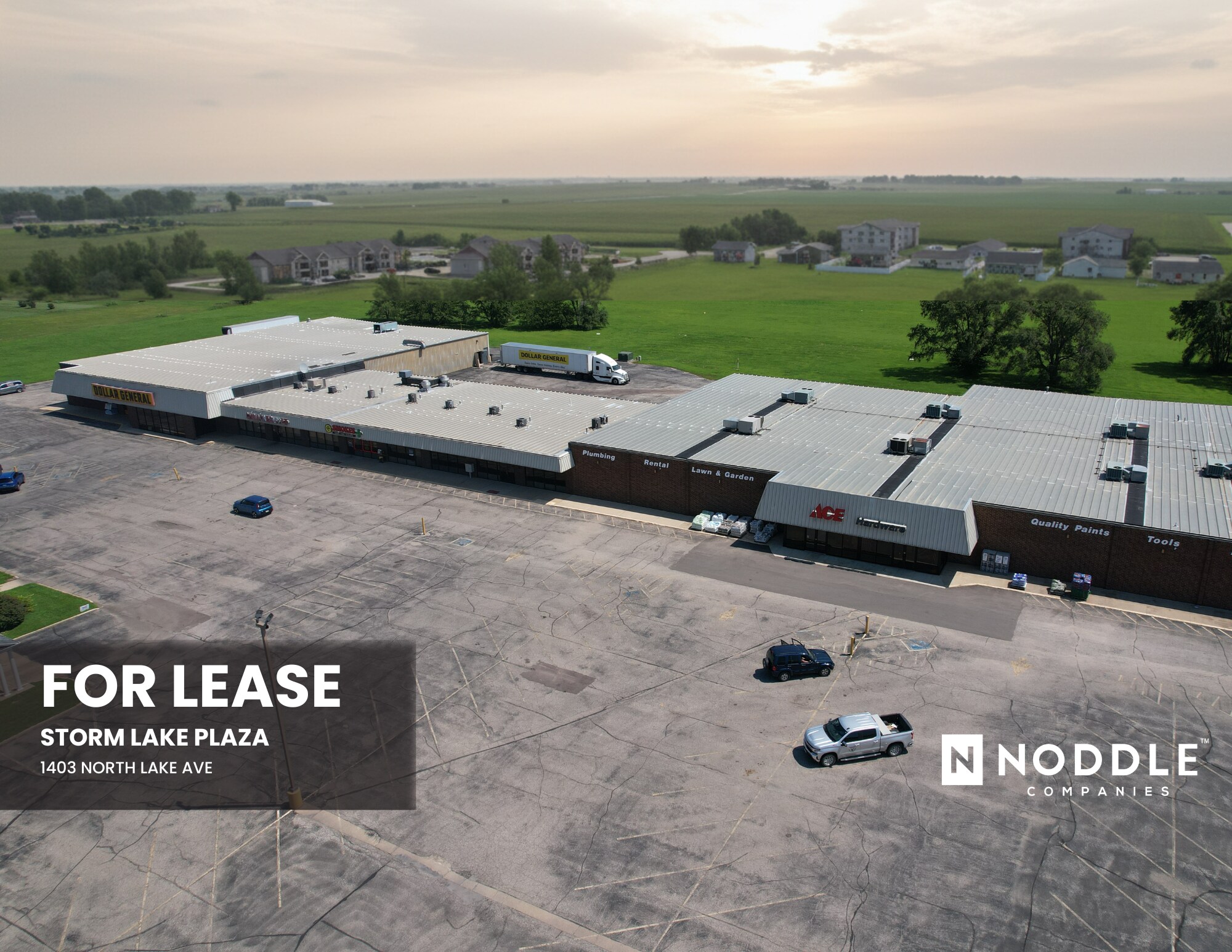 1423 N Lake Ave, Storm Lake, IA for lease Primary Photo- Image 1 of 11