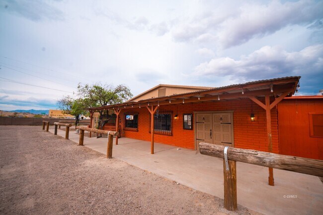 Plus de détails pour 4369 S US Highway 191, Safford, AZ - Commerce de détail à vendre