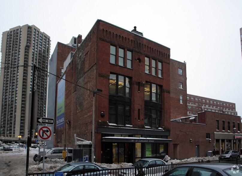 30-32 Lancaster St, Boston, MA à louer - Photo du bâtiment - Image 2 de 5