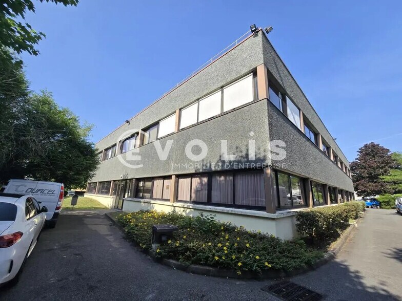 Bureau dans Palaiseau à louer - Photo du bâtiment - Image 1 de 7