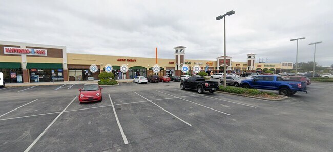Plus de détails pour 42605-42681 Hwy 27, Davenport, FL - Bureau à louer