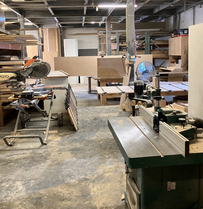 Plus de détails pour 958 Church St, Baldwin, NY - Industriel à louer