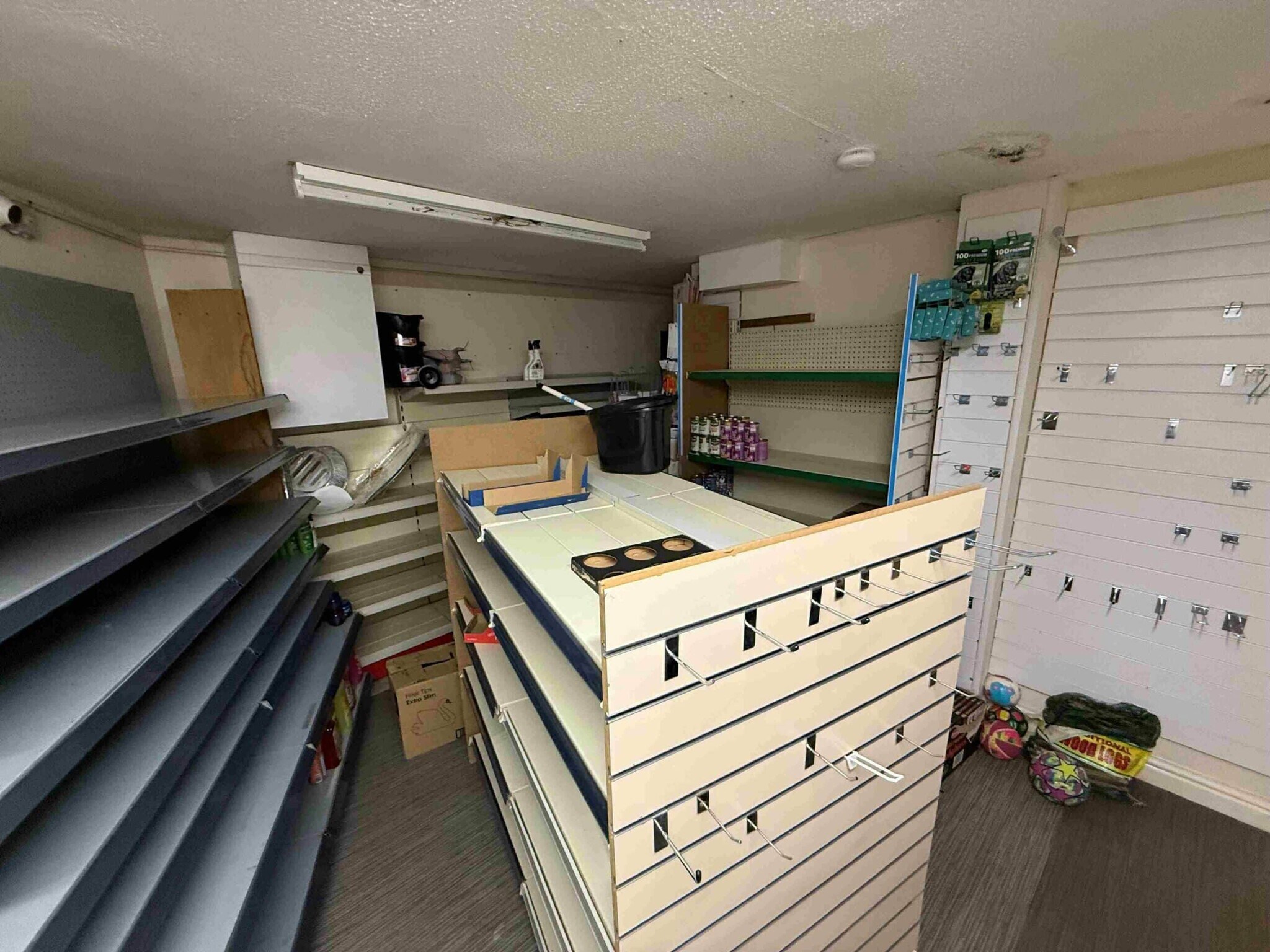 4 Chapel St, Forsbrook for lease Interior Photo- Image 1 of 3