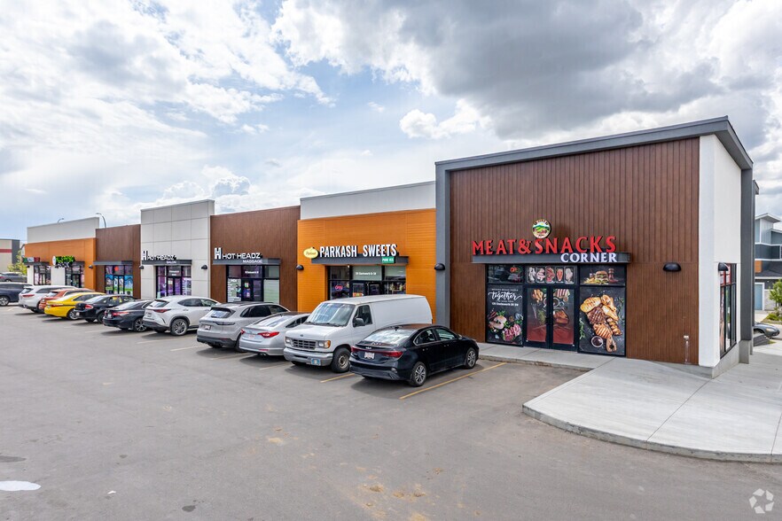 104 Charlesworth SW dr, Edmonton, AB for sale - Primary Photo - Image 1 of 1