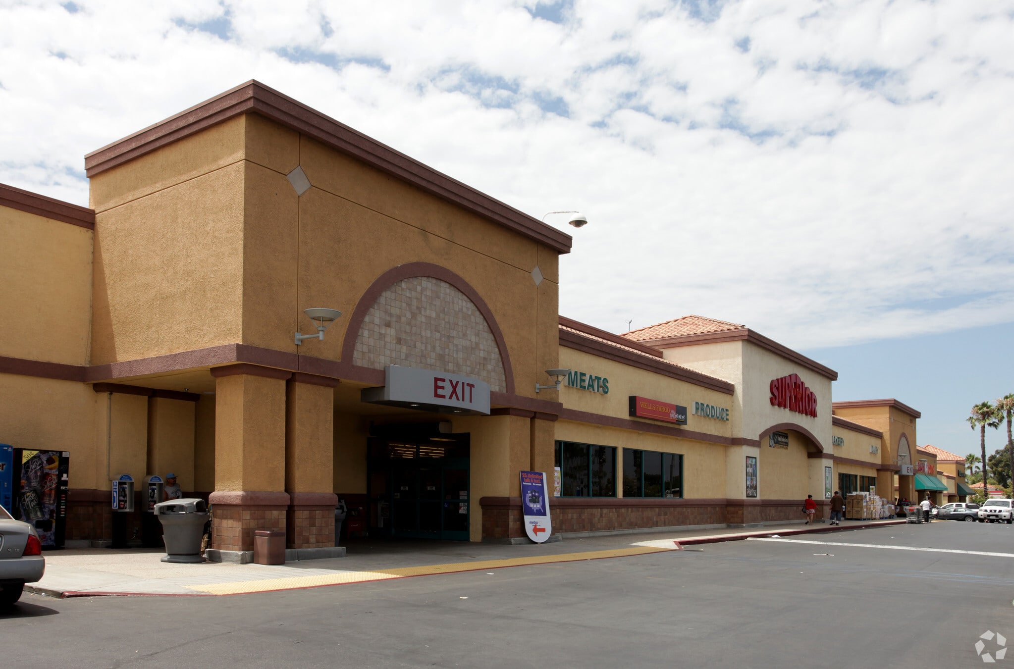 1110-1150 W 6th St, Corona, CA for lease Primary Photo- Image 1 of 8