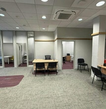 Midgate, Peterborough for lease Interior Photo- Image 2 of 4