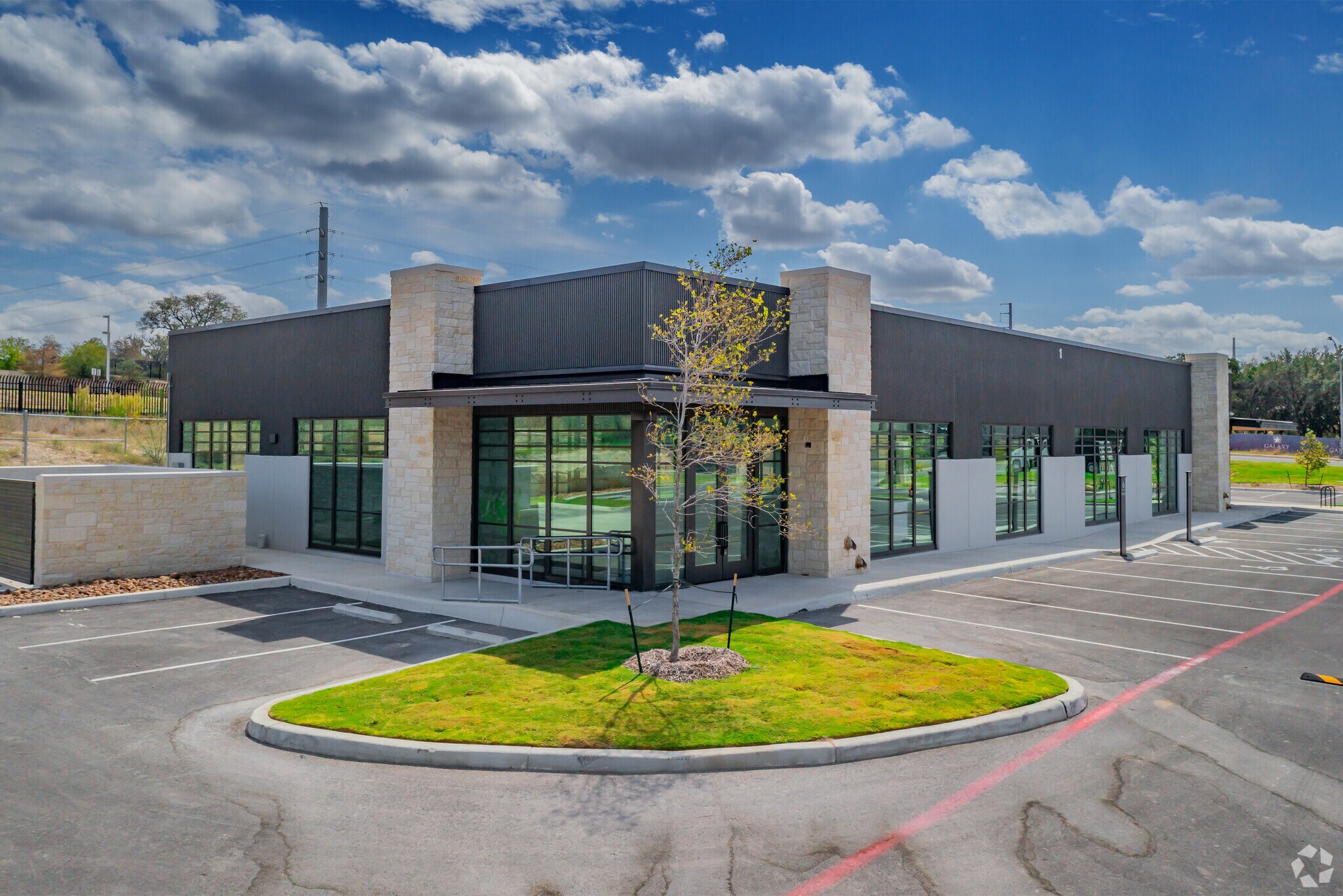 5250 Rogers Rd, San Antonio, TX for sale Building Photo- Image 1 of 5