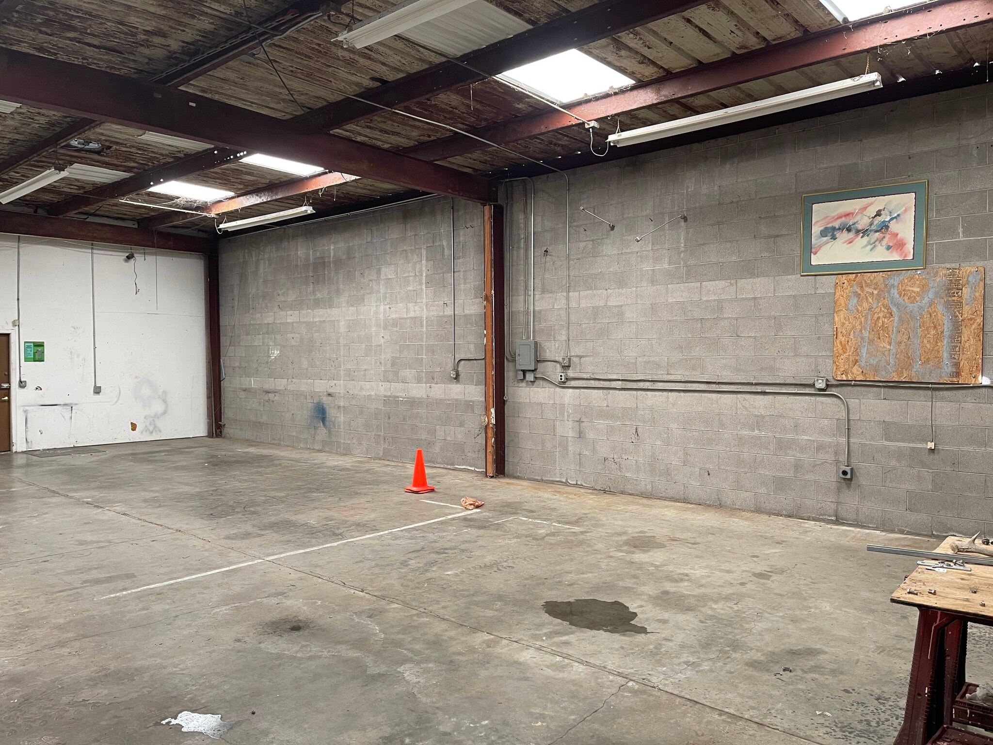 108 N East St, Woodland, CA à louer Photo intérieure- Image 1 de 12