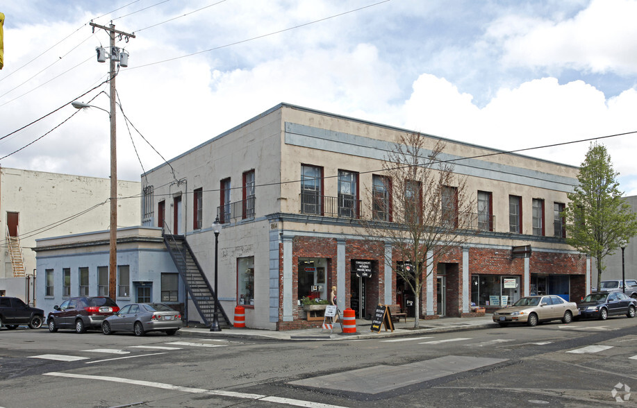 611 Main St, Oregon City, OR à vendre - Photo principale - Image 1 de 1