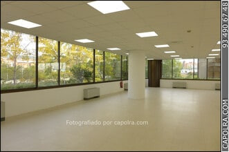 Carrer de Frederic Mompou, 3, Sant Just Desvern, Barcelona for lease Interior Photo- Image 2 of 21