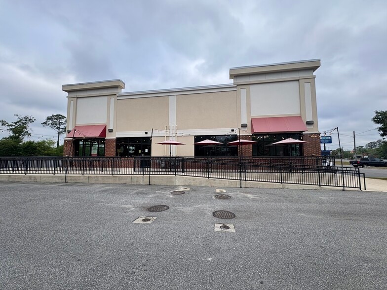 1435 E Lafayette St, Tallahassee, FL à louer - Photo du bâtiment - Image 2 de 12