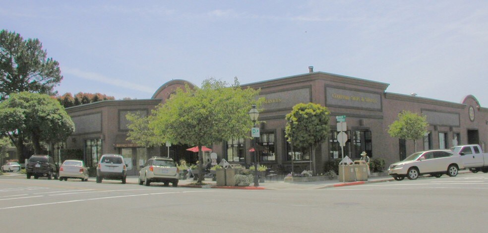 604 Main St, Half Moon Bay, CA à louer - Photo du bâtiment - Image 3 de 3