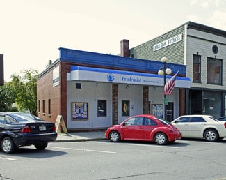 Plus de détails pour 24 Main St, Dexter, ME - Bureau à vendre