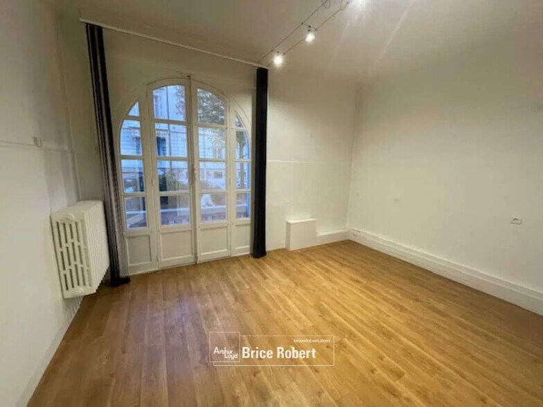 Bureau dans Lyon à vendre - Photo intérieure - Image 3 de 12