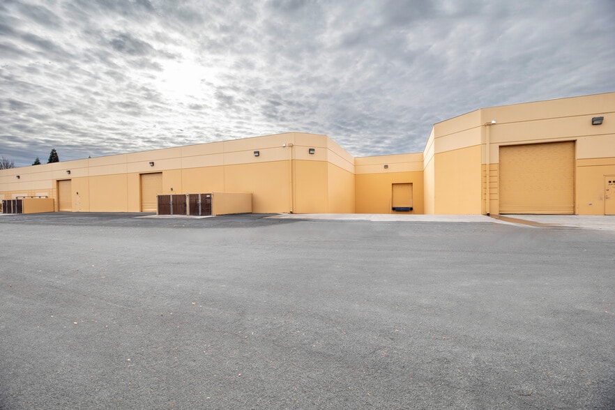 1325 Capital Blvd, Reno, NV à vendre - Photo du bâtiment - Image 3 de 19