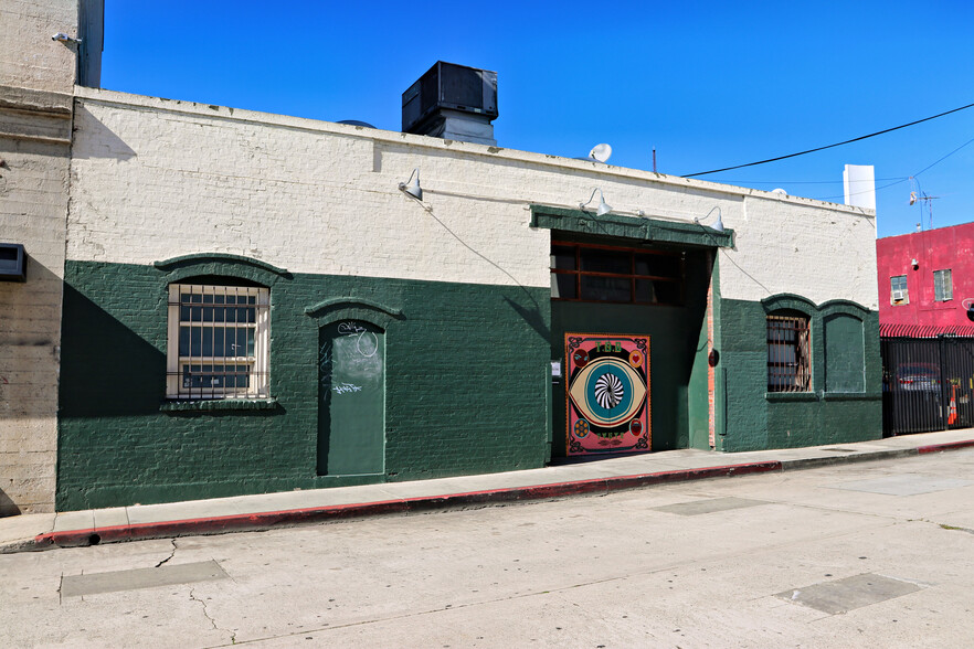 1633 Cosmo St, Los Angeles, CA for lease - Building Photo - Image 1 of 3