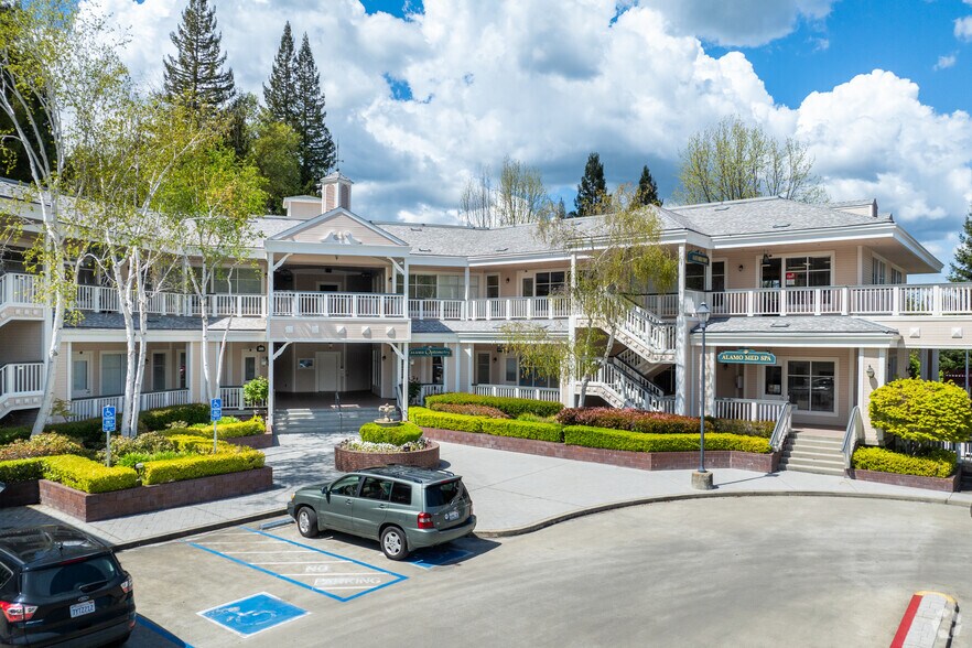3201 Danville Blvd, Alamo, CA for lease - Building Photo - Image 3 of 6