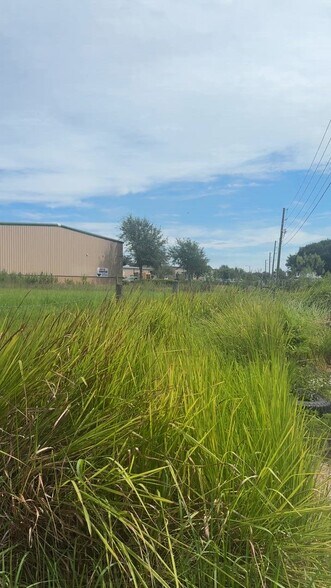 2290 Old Combee Rd, Lakeland, FL à vendre - Vidéo sur l’inscription commerciale - Image 2 de 11