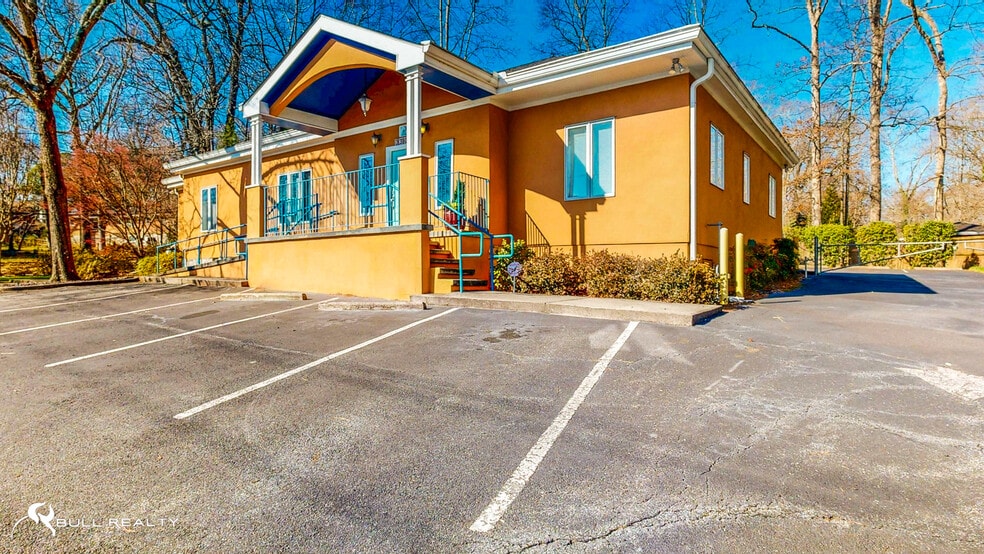 3802 N Druid Hills Rd, Decatur, GA à vendre - Photo du bâtiment - Image 2 de 28