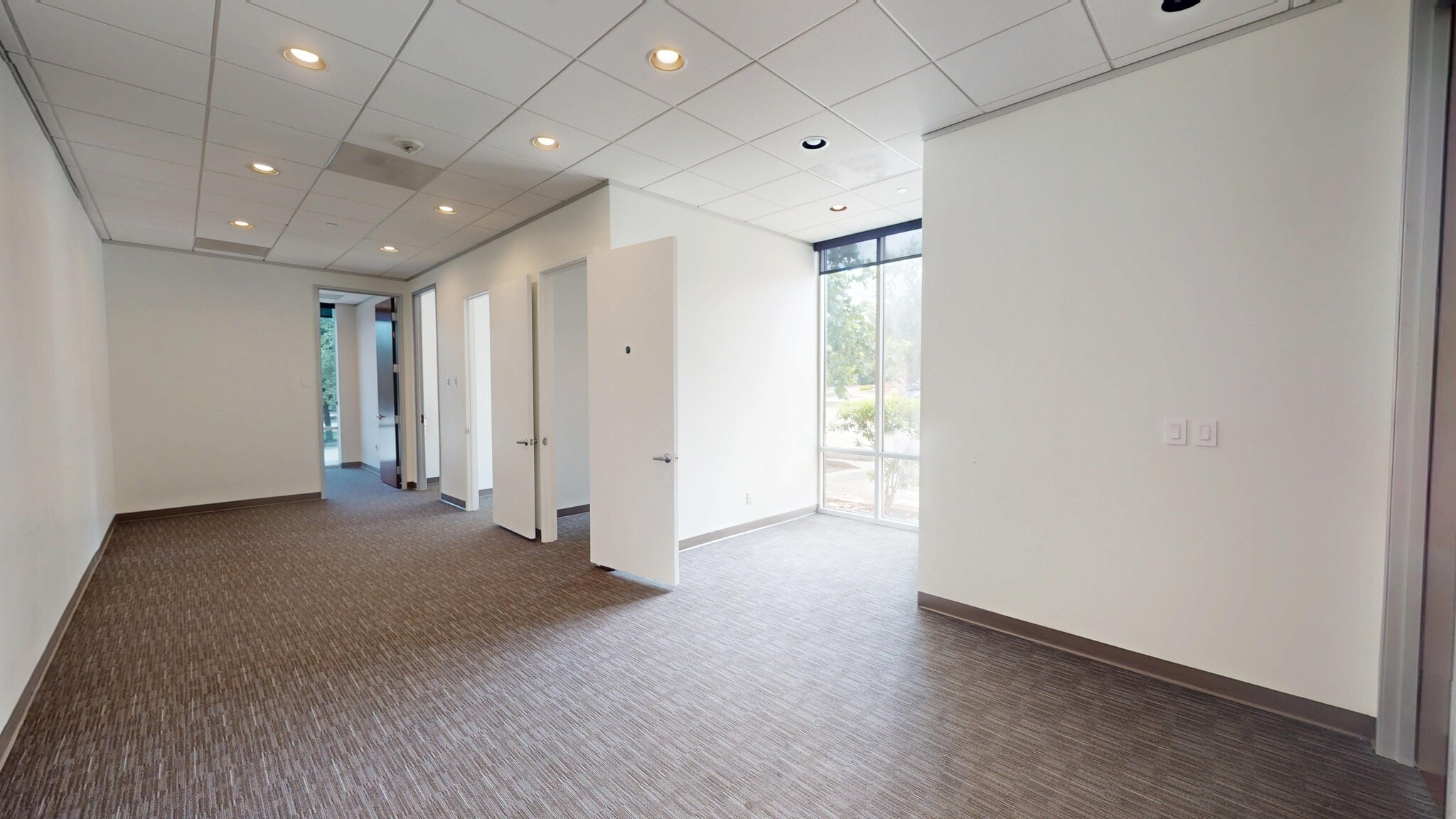 5920 William Cannon Dr, Austin, TX for lease Interior Photo- Image 1 of 4