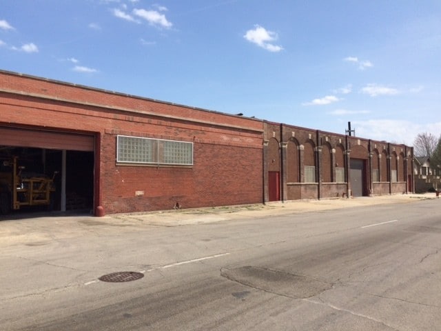 4165 S Emerald Ave, Chicago, IL for lease - Building Photo - Image 3 of 8