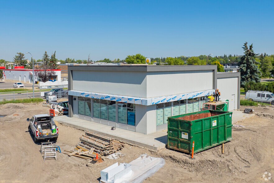 1133 137th Ave SE, Calgary, AB à vendre - Photo du bâtiment - Image 2 de 4