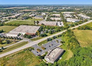 515 W North Shore Dr, Hartland, WI - Aérien  Vue de la carte - Image1