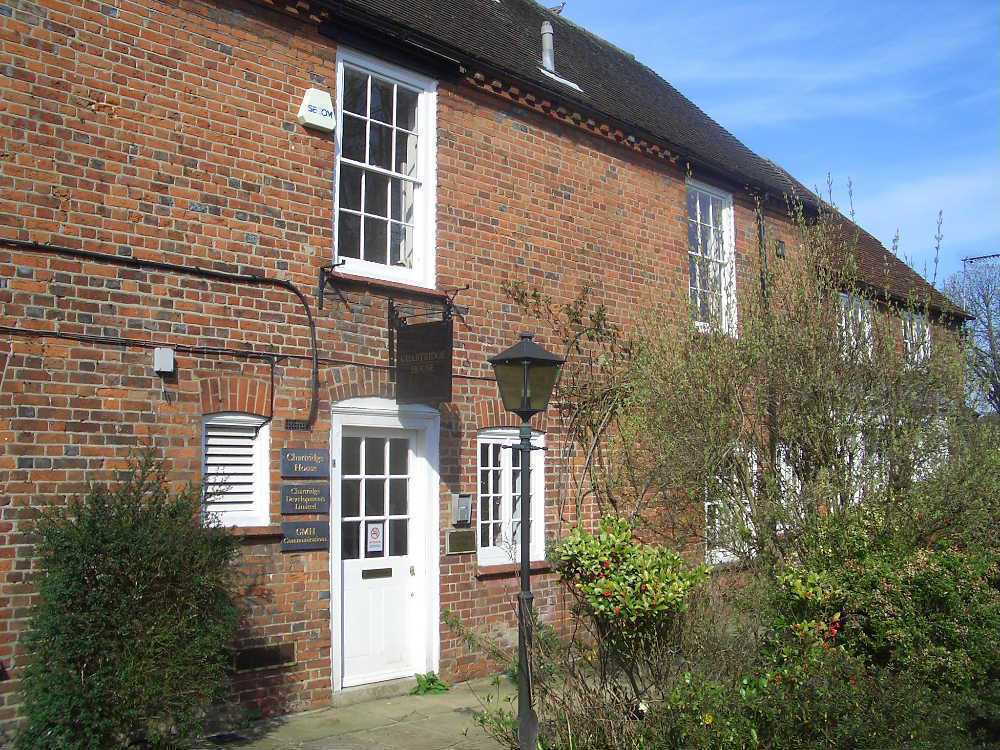 30 Shepherds Ln, Beaconsfield for lease Building Photo- Image 1 of 6