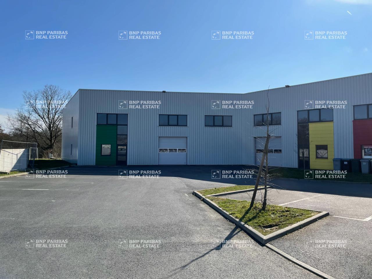 Flex in La Chapelle-sur-Erdre for lease Building Photo- Image 1 of 6
