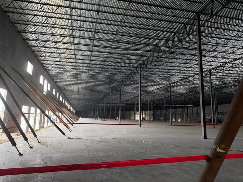 4704 Ogeechee Rd, Savannah, GA for lease - Primary Photo - Image 1 of 6