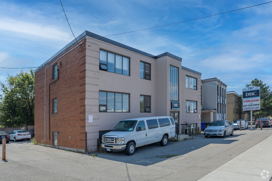 797 Wilson Ave, Toronto, ON for lease - Primary Photo - Image 1 of 1