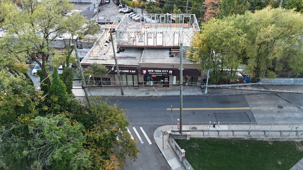 2100 Clove Rd, Staten Island, NY à louer - Photo du bâtiment - Image 2 de 18