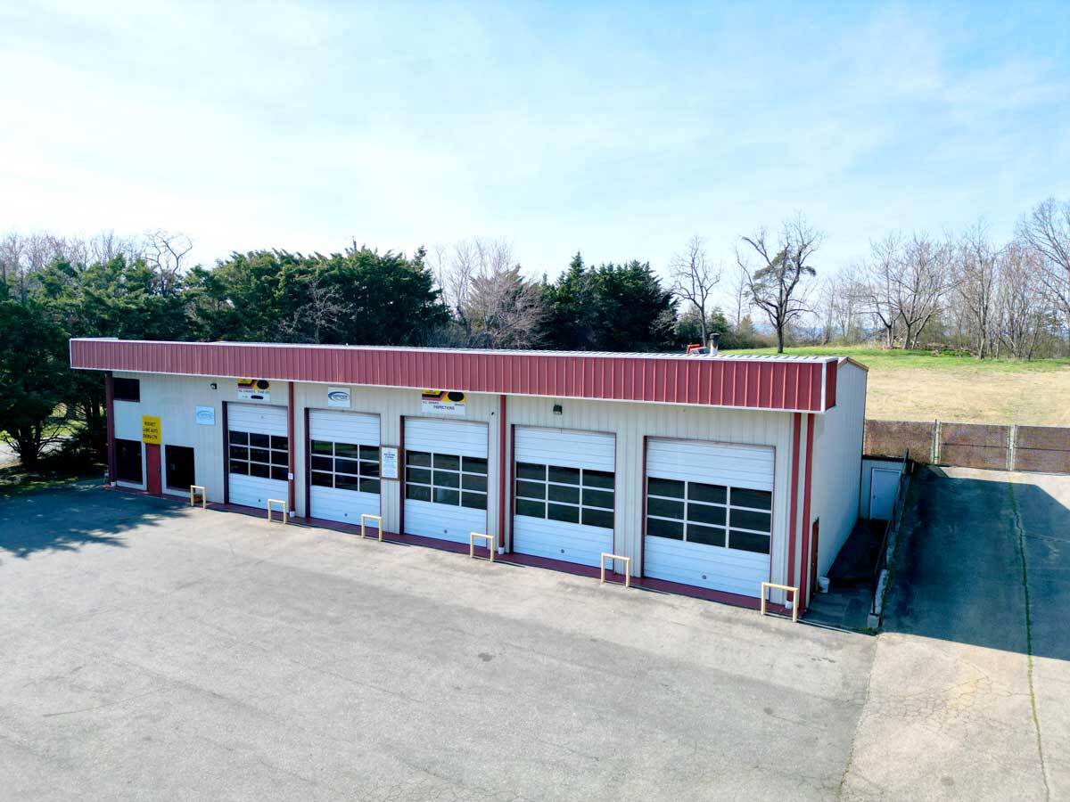 2841 Old Franklin Tpke, Rocky Mount, VA à vendre Photo principale- Image 1 de 1