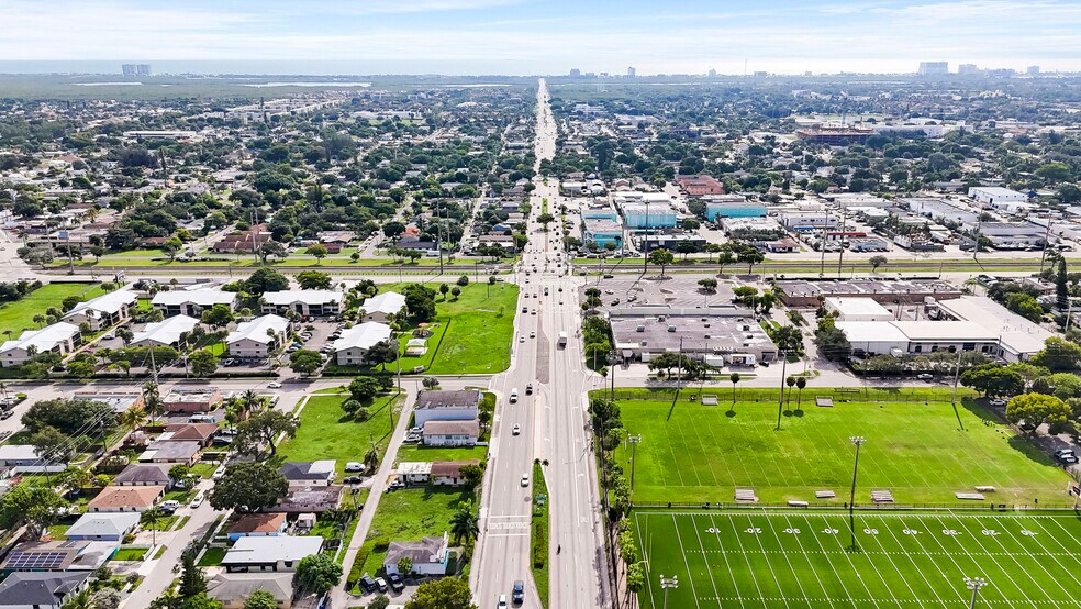 1510 S Dixie Hwy, Dania Beach, FL à louer - Photo principale - Image 1 de 14