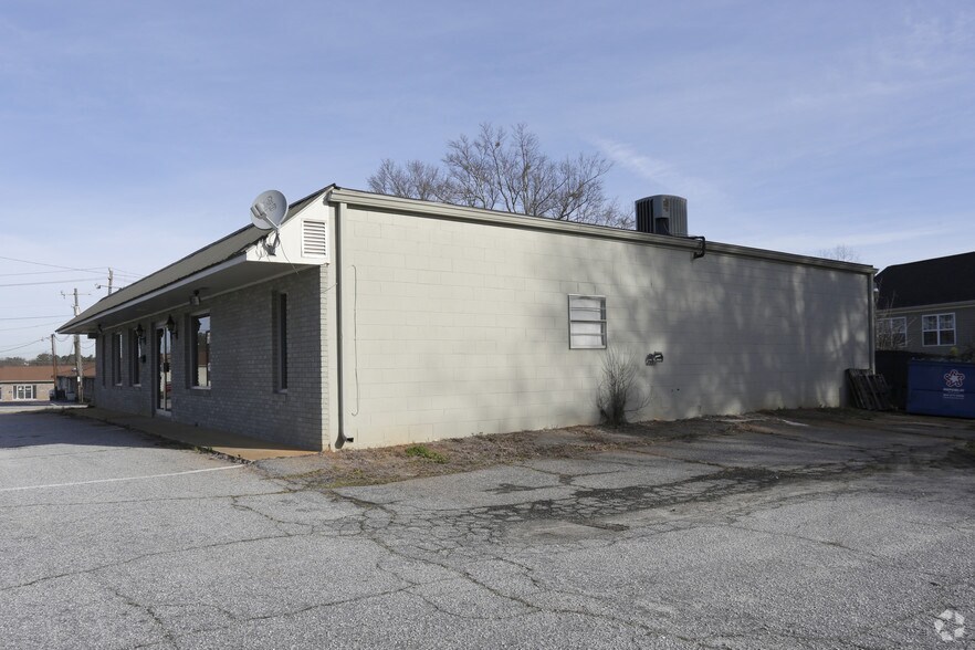 104 Miller Rd, Mauldin, SC for lease - Building Photo - Image 2 of 6