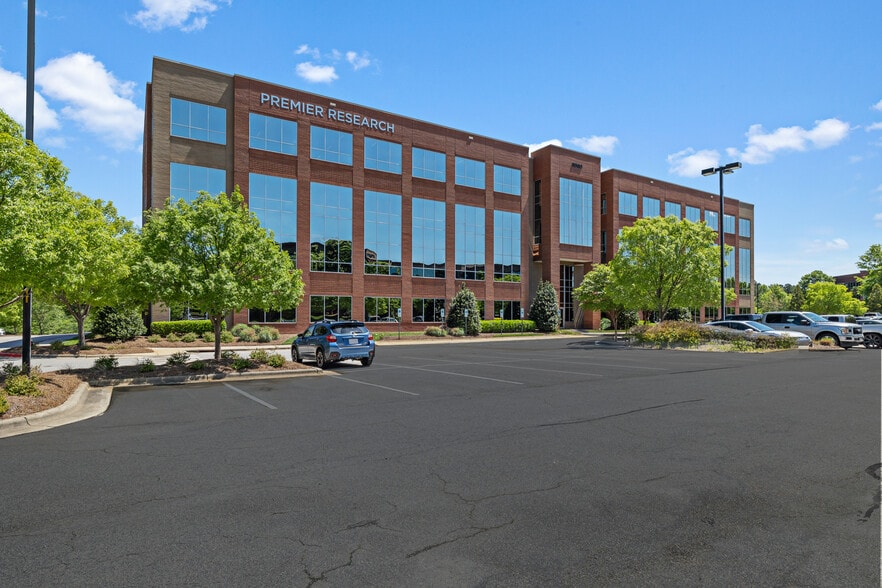 1500 Perimeter Park Dr, Morrisville, NC for lease - Primary Photo - Image 2 of 47