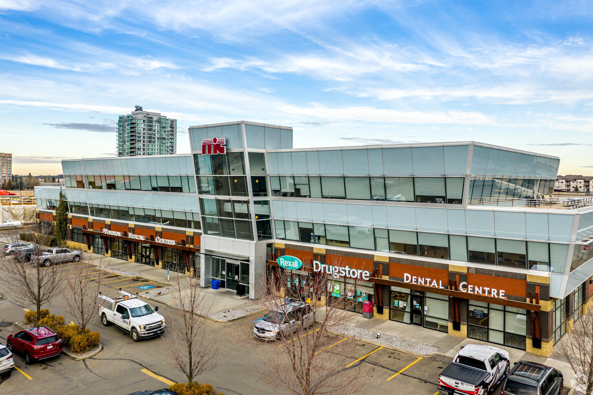 2369-2383 111 St, Edmonton, AB à vendre Photo principale- Image 1 de 1