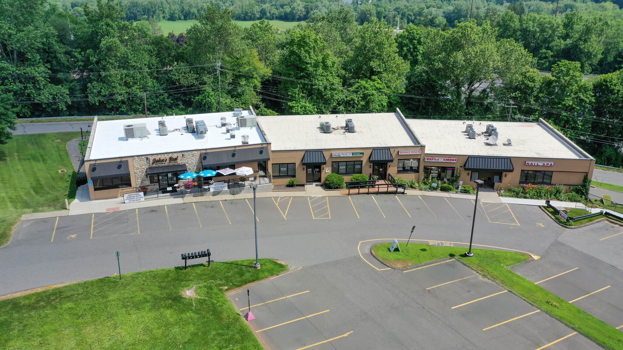 355 Federal Rd, Brookfield, CT à vendre Photo principale- Image 1 de 15