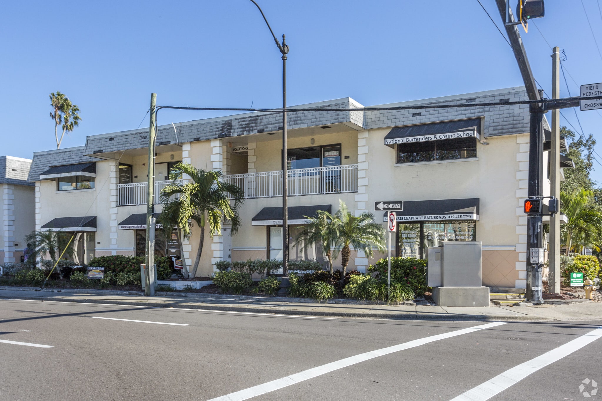 2502 2nd St, Fort Myers, FL à louer Photo principale- Image 1 de 3