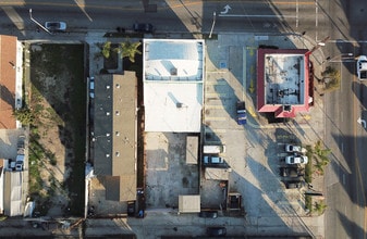 6215 S San Pedro St, Los Angeles, CA - Aerial  map view