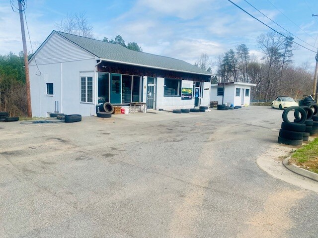 21912 A L Philpott Hwy, Spencer, VA à vendre - Photo du bâtiment - Image 2 de 8