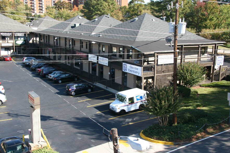 290 Hilderbrand Dr NE, Atlanta, GA à vendre - Photo du bâtiment - Image 3 de 11