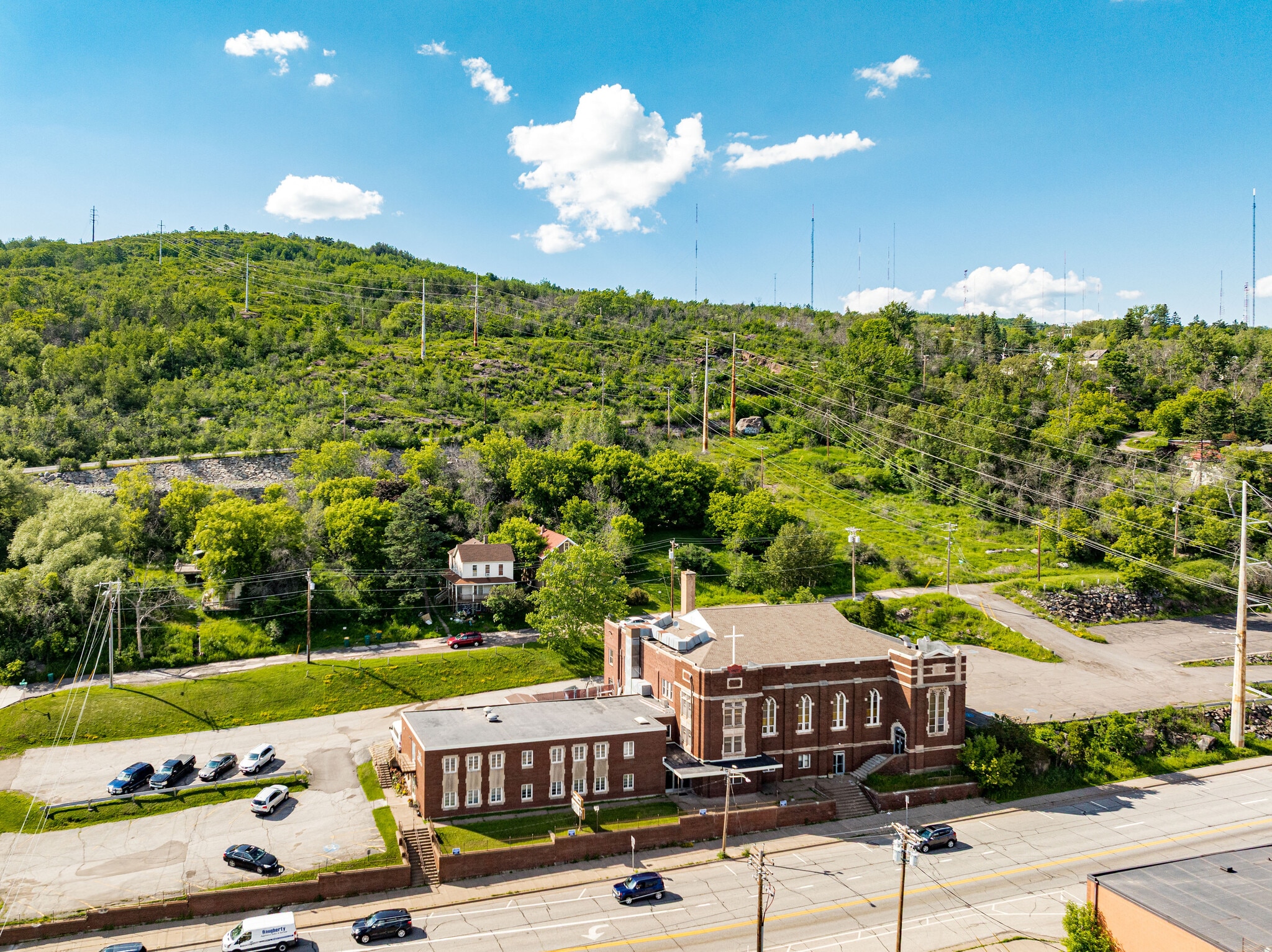 1515 W Superior St, Duluth, MN for sale Primary Photo- Image 1 of 18