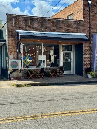 More details for 202 River St, Hartsville, TN - Retail for Sale